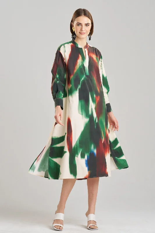 Maxi dresses with an asymmetric hem for a fashion - forward and eye - catching design Maxi dresses with an asymmetric hem for a fashion - forward and eye - catching design Amalfi Printed Cotton Poplin Oversized Shirtdress