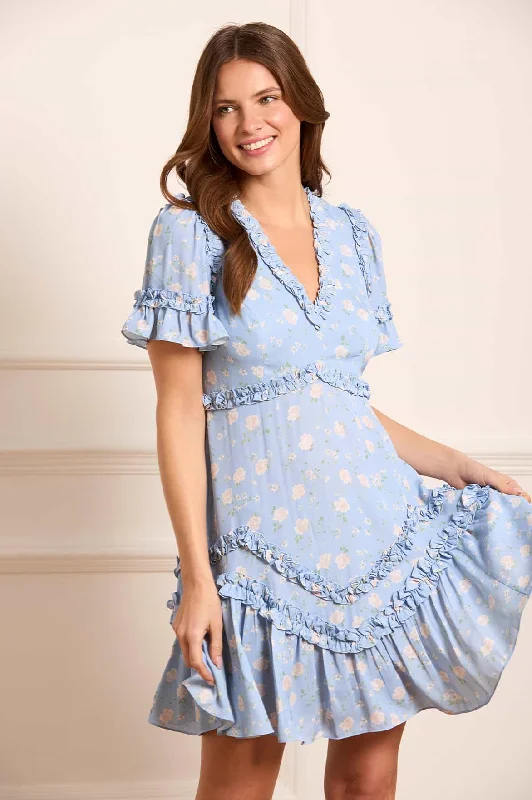 Midi dresses with ruched sleeves for a more fitted and stylish arm look Rose Ditsy Satin V-Neck Micro Mini Dress Midi dresses with ruched sleeves for a more fitted and stylish arm look Rose Ditsy Satin V-Neck Micro Mini Dress