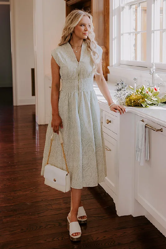 Midi dresses with one - shoulder designs for a modern and asymmetric style Garden Stroll Midi Dress in Sage Midi dresses with one - shoulder designs for a modern and asymmetric style Garden Stroll Midi Dress in Sage