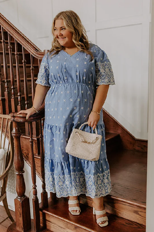 Midi dresses with tassel accents for a bohemian and free - spirited style Sunday Brunch Floral Embroidered Midi Dress Curves Midi dresses with tassel accents for a bohemian and free - spirited style Sunday Brunch Floral Embroidered Midi Dress Curves