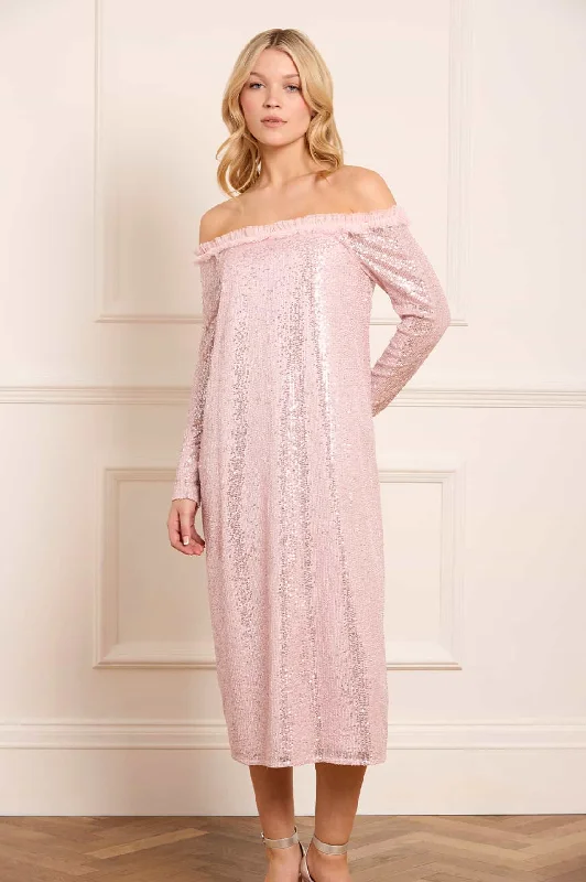 Midi dresses with pleated bodices for a classic and tailored look Esme Off-Shoulder Ballerina Dress Midi dresses with pleated bodices for a classic and tailored look Esme Off-Shoulder Ballerina Dress