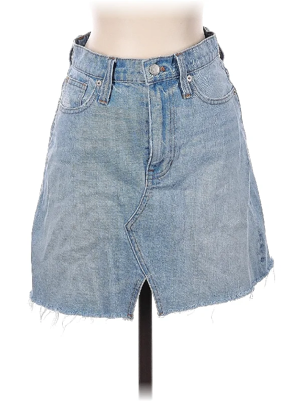 White denim skirts for a fresh and clean appearanceDenim Skirt