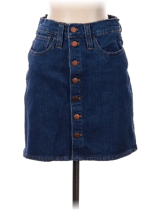 Women's Leather - Look Faux Leather Shorts in Black for an Edgy and Bold AppearanceDenim Skirt