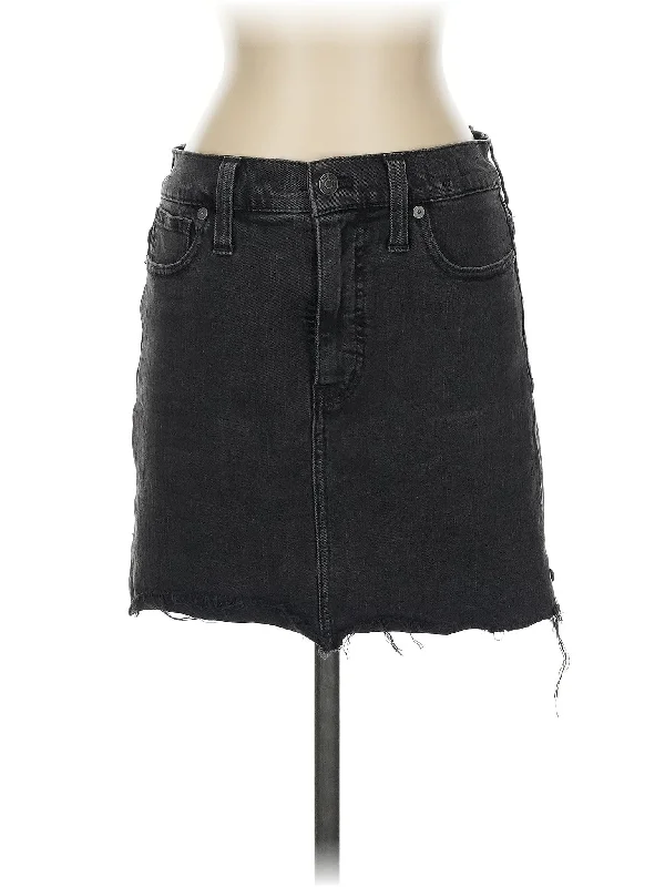 Dark - wash denim skirts for a more formal lookDenim Skirt