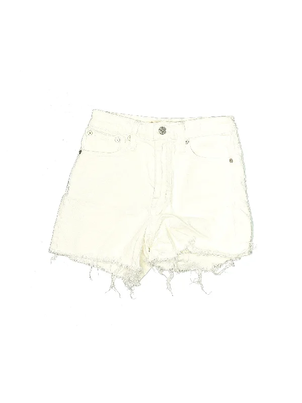 Women's Sequined Party Shorts in Gold for a Glamorous Night OutHigh-Rise Denim Shorts