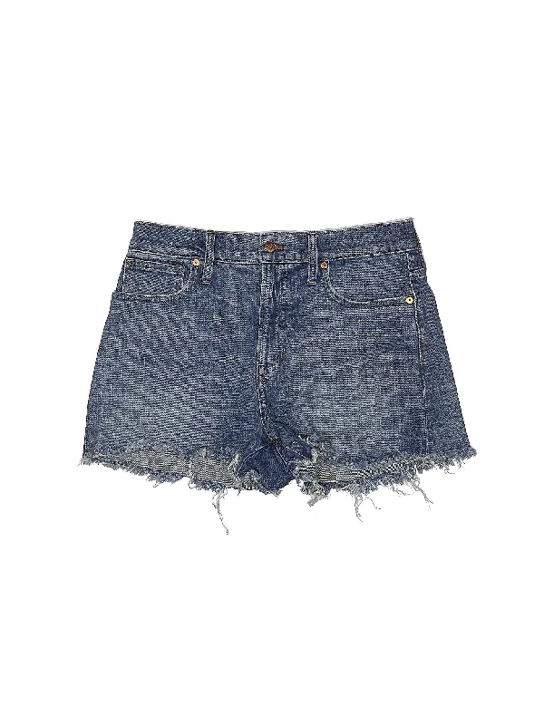 Women's Ruffled Hem Denim Shorts in Light Wash for a Feminine and Fashionable StyleHigh-Rise Denim Shorts in Light Wash