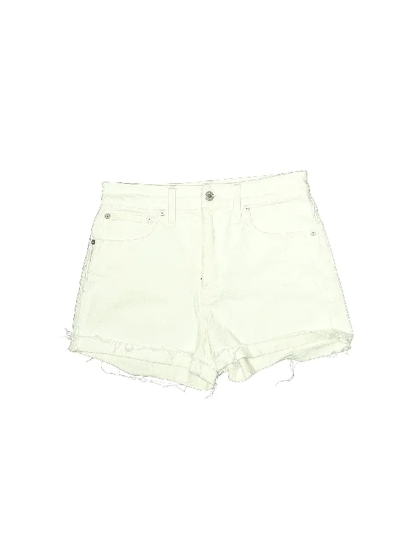 Plus Size Women's Elastic Waistband Linen Shorts in Navy Blue for a Comfortable Everyday OptionHigh-Rise Denim Shorts in Light Wash Plus Size Women's Elastic Waistband Linen Shorts in Navy Blue for a Comfortable Everyday OptionHigh-Rise Denim Shorts in Light Wash