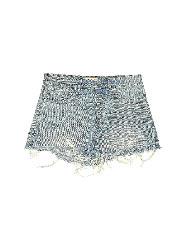 Women's Satin - Finish Shorts in Burgundy for a Luxurious and Stylish Nighttime LookHigh-Rise Denim Shorts in Medium Wash