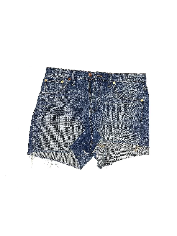 Plus Size Women's Denim Shorts with a Button - Fly in Dark Indigo for a Durable and Timeless StyleHigh-Rise Denim Shorts in Medium Wash Plus Size Women's Denim Shorts with a Button - Fly in Dark Indigo for a Durable and Timeless StyleHigh-Rise Denim Shorts in Medium Wash
