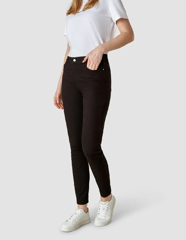 Light - wash women jeans for a fresh and summery appearanceJeans Slim Stay Black