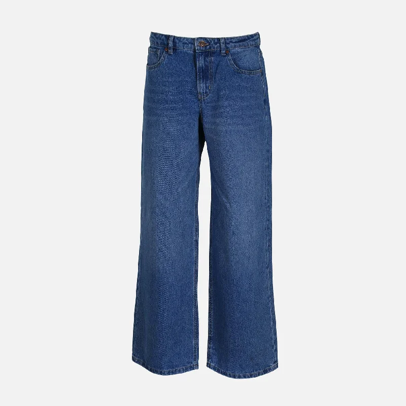 Ripped women jeans for a rebellious and fashion - forward styleLADIES JEANS PANT