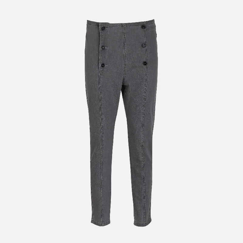 Ripped women jeans for a rebellious and fashion - forward styleMELON LADIES JEANS PANT Ripped women jeans for a rebellious and fashion - forward styleMELON LADIES JEANS PANT