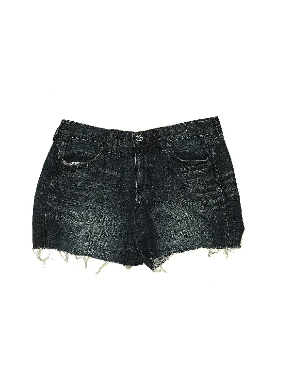 Women's Ruffled Hem Denim Shorts in Light Wash for a Feminine and Fashionable StyleMid-Rise Denim Shorts in Dark Wash