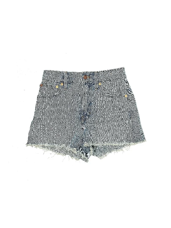 Plus Size Women's Stretch Denim Shorts with Belt Loops in Medium Wash for a Versatile FitMid-Rise Denim Shorts in Medium Wash Plus Size Women's Stretch Denim Shorts with Belt Loops in Medium Wash for a Versatile FitMid-Rise Denim Shorts in Medium Wash