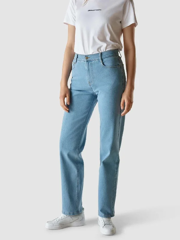 Cargo women jeans with multiple pockets for added functionalityJeans Straight Light Blue Cargo women jeans with multiple pockets for added functionalityJeans Straight Light Blue