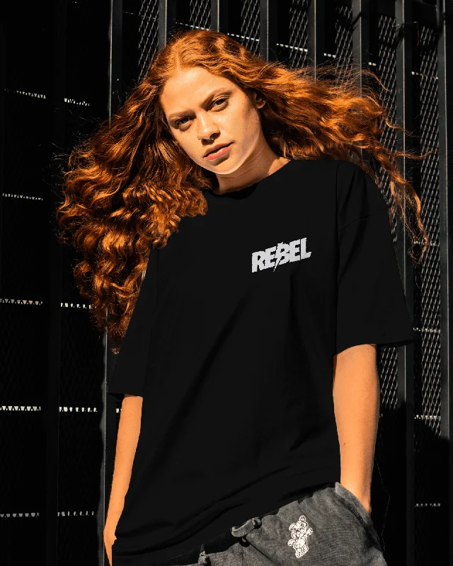 V - neck women's jersey for a more flattering lookMarvel Spiderman Oversized Women's Black T shirt V - neck women's jersey for a more flattering lookMarvel Spiderman Oversized Women's Black T shirt