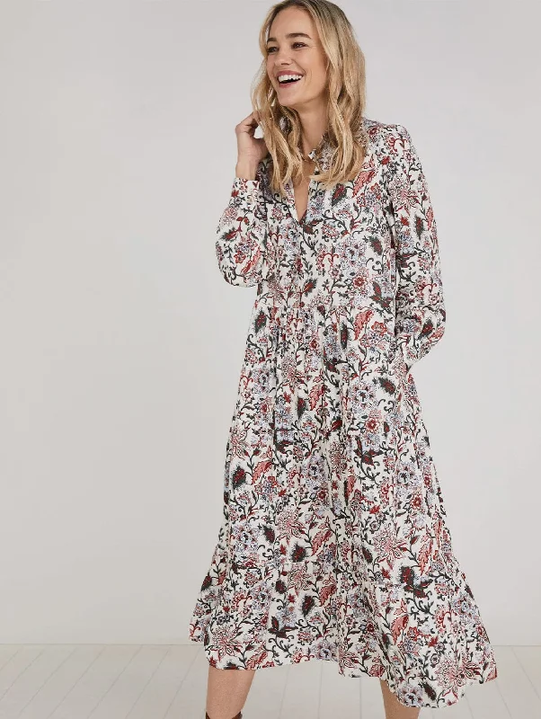 Women jumpsuits with patchwork designs for a unique and creative styleArlette Dress with LENZING™ ECOVERO™ | Khaki Folk Women jumpsuits with patchwork designs for a unique and creative styleArlette Dress with LENZING™ ECOVERO™ | Khaki Folk