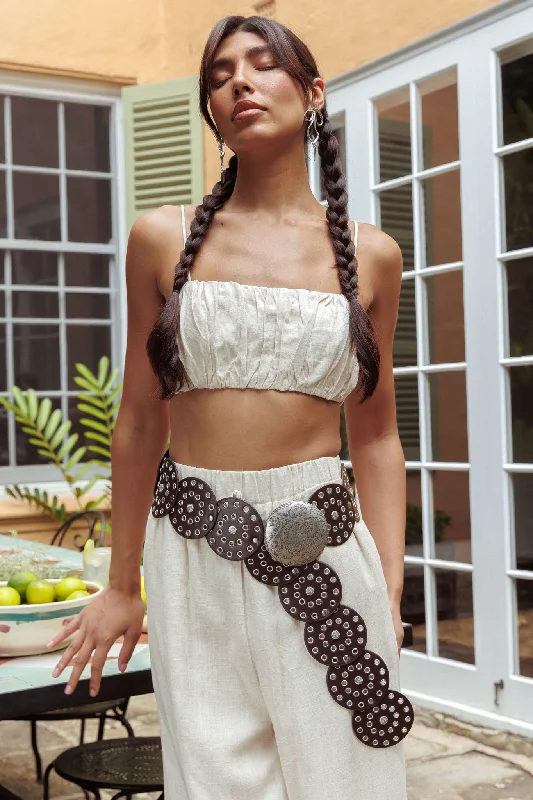 Empire Waist Women Dress to Accentuate the Bust and Conceal the WaistBondi Gathered Crop Top Oat