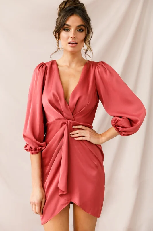 Halter Neck Women Dress to Show Off the Shoulders and NecklineDeLisa Balloon Sleeve Mini Dress Rose Halter Neck Women Dress to Show Off the Shoulders and NecklineDeLisa Balloon Sleeve Mini Dress Rose