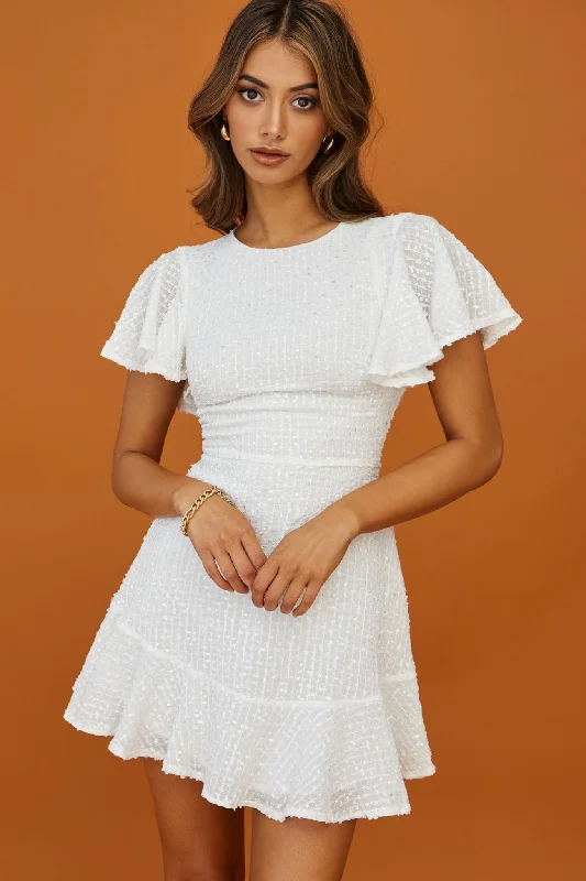 Ruffled Women Dress with Multiple Layers for a Playful and Girly StyleIsabelle Angel Sleeve Empire Dress White Ruffled Women Dress with Multiple Layers for a Playful and Girly StyleIsabelle Angel Sleeve Empire Dress White