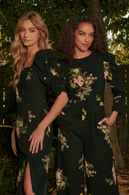 Metallic women jumpsuits for a dazzling New Year's Eve partyJasleen Floral Wide Leg Jumpsuit Metallic women jumpsuits for a dazzling New Year's Eve partyJasleen Floral Wide Leg Jumpsuit
