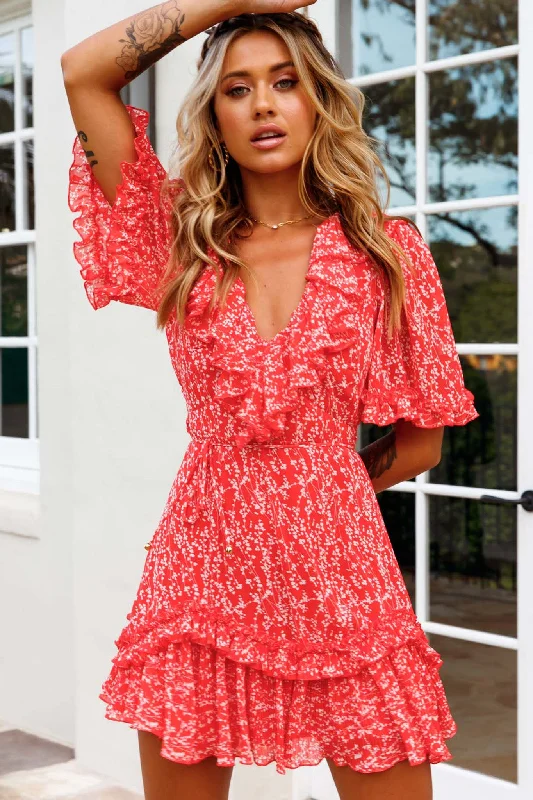 Mini Women Dress with a Short Hem for a Young and Trendy StyleLas Palmas Frill Trim Keyhole Back Dress Floral Print Red. Mini Women Dress with a Short Hem for a Young and Trendy StyleLas Palmas Frill Trim Keyhole Back Dress Floral Print Red.