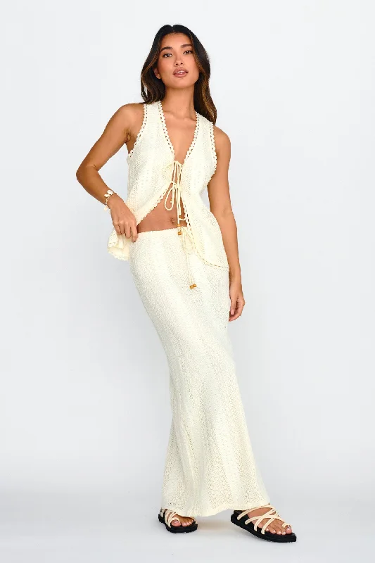 Mini Women Dress with a Short Hem for a Young and Trendy StyleNinevah Lace Maxi Skirt Beige Mini Women Dress with a Short Hem for a Young and Trendy StyleNinevah Lace Maxi Skirt Beige