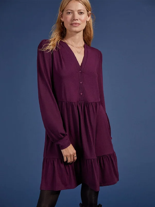 Women jumpsuits with beaded embellishments for a formal and fancy eventRamona LENZING™ ECOVERO™ Jersey Tiered Dress | Dark Cherry Women jumpsuits with beaded embellishments for a formal and fancy eventRamona LENZING™ ECOVERO™ Jersey Tiered Dress | Dark Cherry
