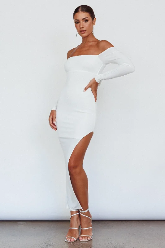 Ball Gown Women Dress with a Full Skirt for a Princess - like LookSentimental Mood Off-Shoulder Midi Dress White Ball Gown Women Dress with a Full Skirt for a Princess - like LookSentimental Mood Off-Shoulder Midi Dress White