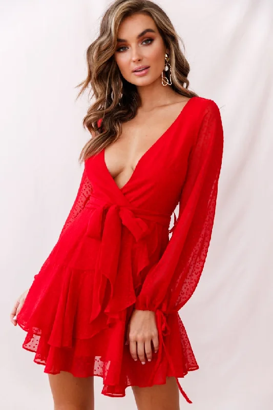 Mini Women Dress with a Short Hem for a Young and Trendy StyleSheri Hail Spot Chiffon Dress Red Mini Women Dress with a Short Hem for a Young and Trendy StyleSheri Hail Spot Chiffon Dress Red