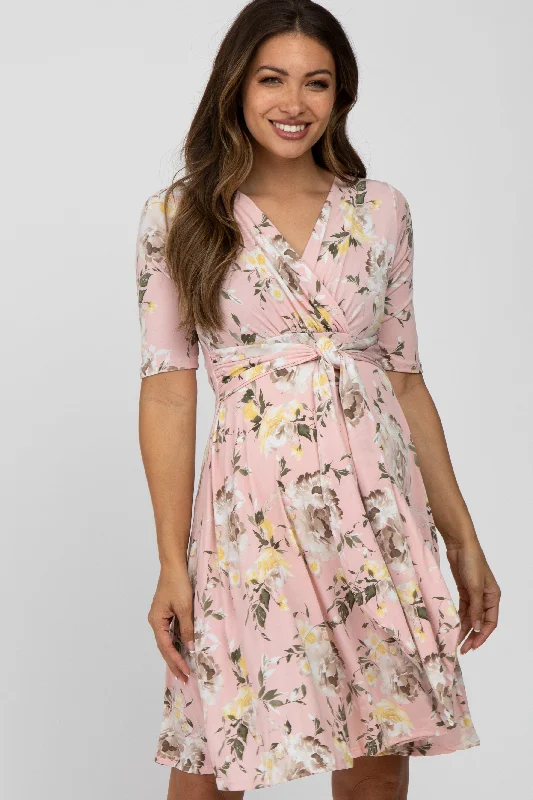 Long - Sleeve Women Dress in Velvet for a Luxurious Winter Look Long - Sleeve Women Dress in Velvet for a Luxurious Winter Look Light Pink Floral Waist Tie Maternity Dress