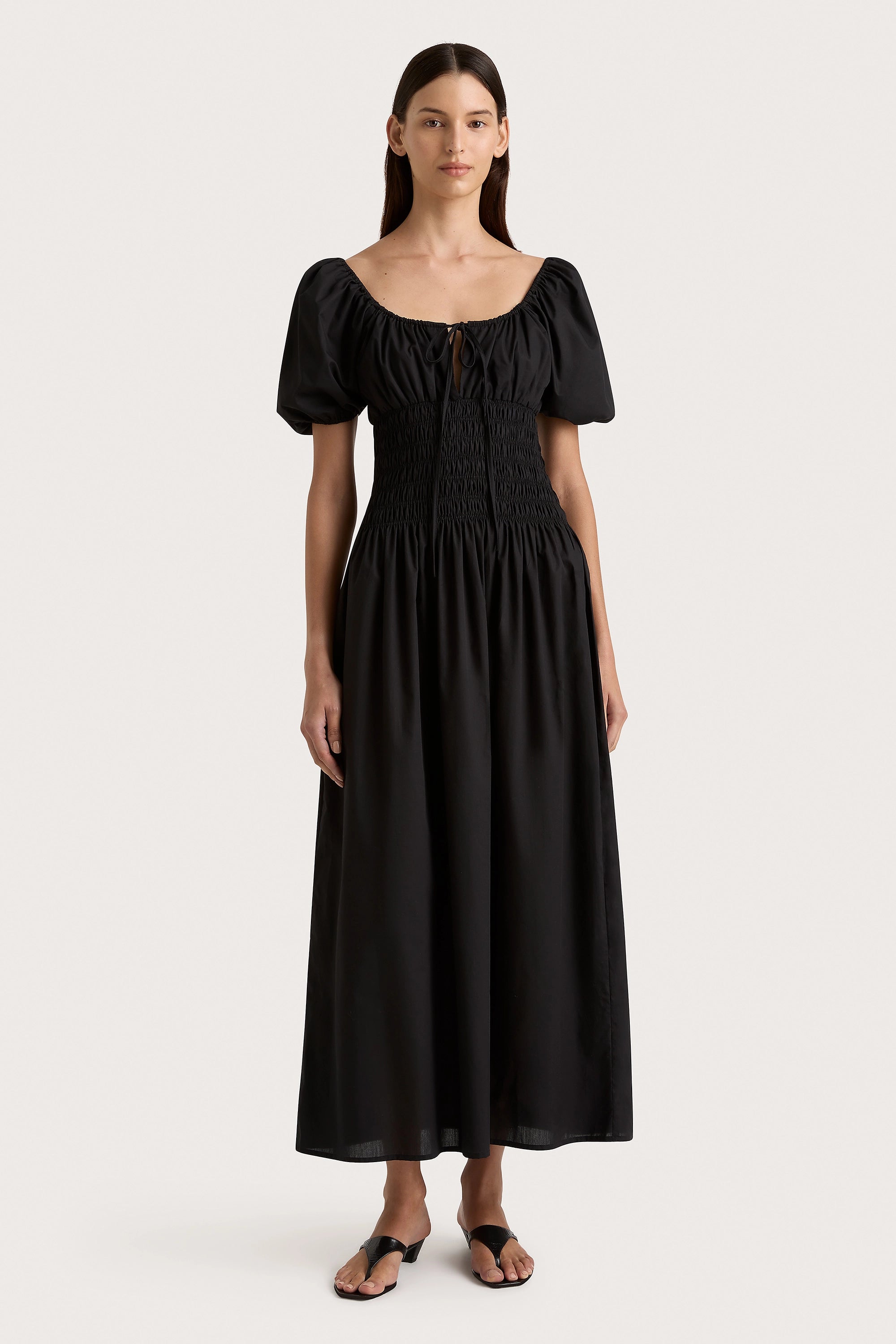 Midi dresses with metallic threads for a glamorous evening eventBeatrice Midi Dress Black Midi dresses with metallic threads for a glamorous evening eventBeatrice Midi Dress Black