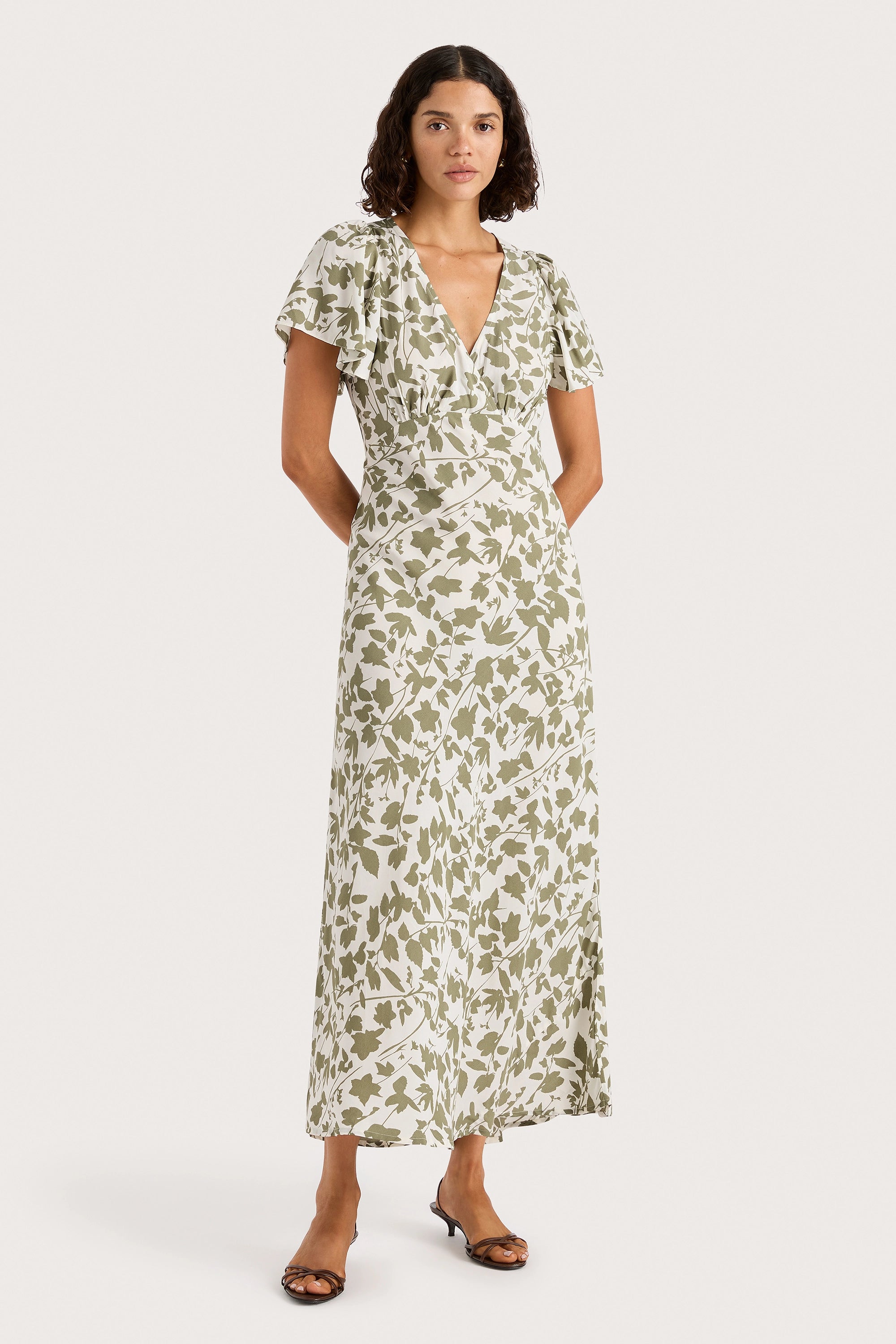Midi dresses with mesh inserts for a trendy and breathable optionBoda Midi Dress Poplar Sage