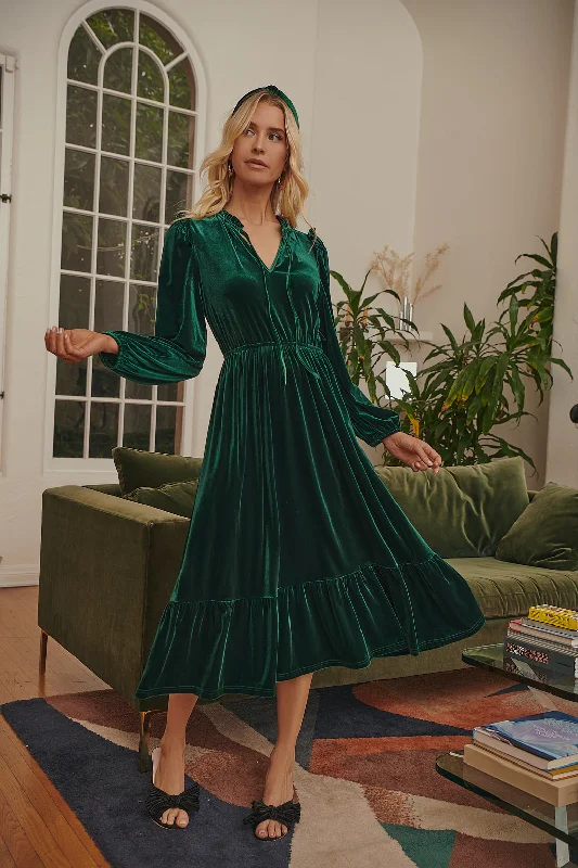 Midi dresses with keyhole backs for a flirty and unexpected detailCharleston Ruffle Velvet Midi Dress Midi dresses with keyhole backs for a flirty and unexpected detailCharleston Ruffle Velvet Midi Dress