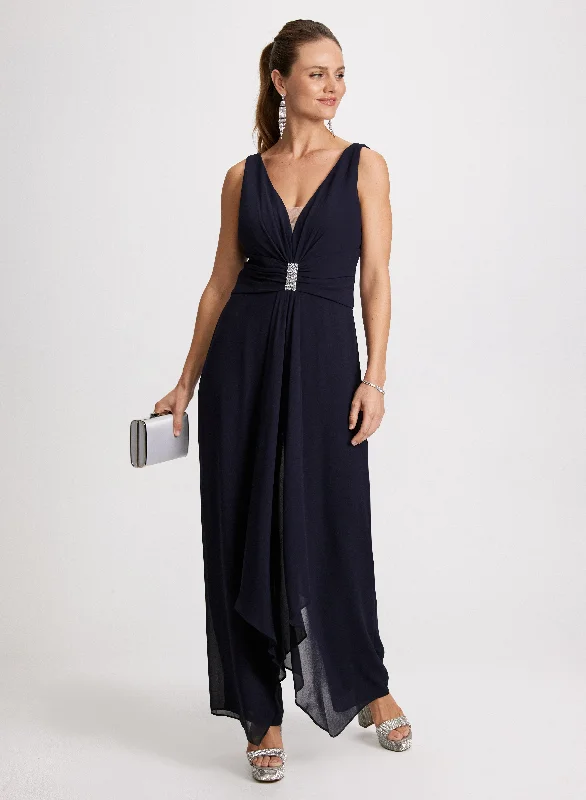 Sleeveless midi dresses with lace details for summer weddingsDeep V-Neck Jumpsuit