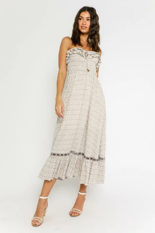 Midi dresses with keyhole backs for a flirty and unexpected detailDelia Taupe Ikat Print Strapless Midi Dress Midi dresses with keyhole backs for a flirty and unexpected detailDelia Taupe Ikat Print Strapless Midi Dress