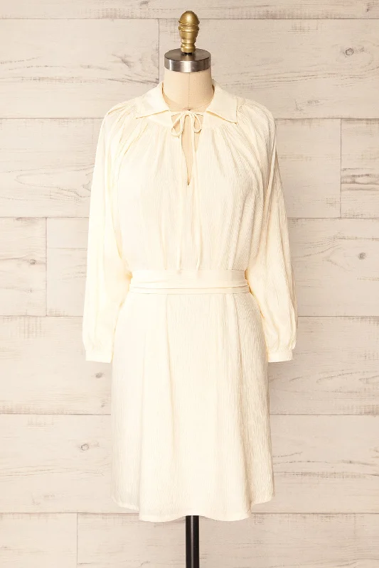 Midi dresses with V - necklines for a flattering and elongating effectDjibouti | Short Beige Pleated Dress w/ Long Sleeves Midi dresses with V - necklines for a flattering and elongating effectDjibouti | Short Beige Pleated Dress w/ Long Sleeves