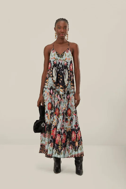 Midi dresses with fringe details for a fun and energetic styleBlue Flowing Beauty Pleated Sleeveless Midi Dress Midi dresses with fringe details for a fun and energetic styleBlue Flowing Beauty Pleated Sleeveless Midi Dress