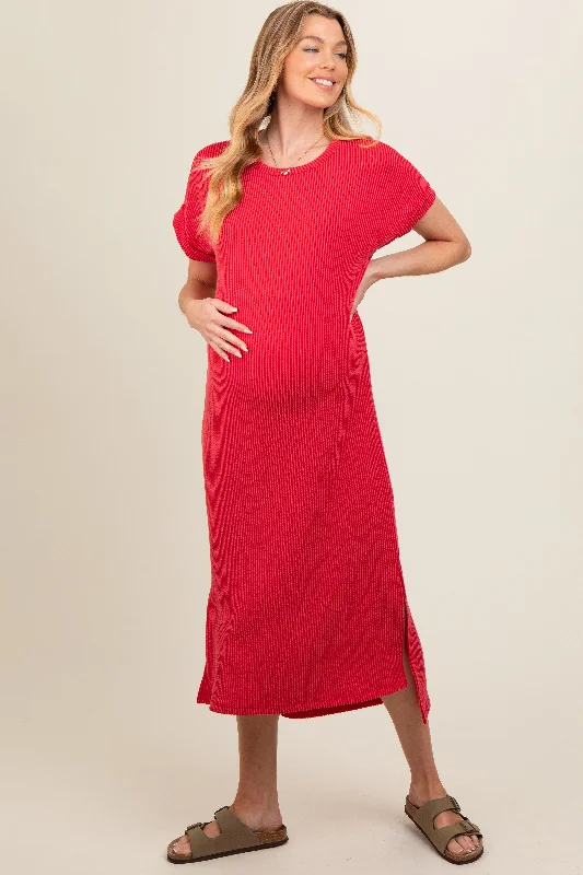 Midi dresses with puff sleeves for a vintage - inspired lookRed Ribbed Short Sleeve Maternity Midi Dress