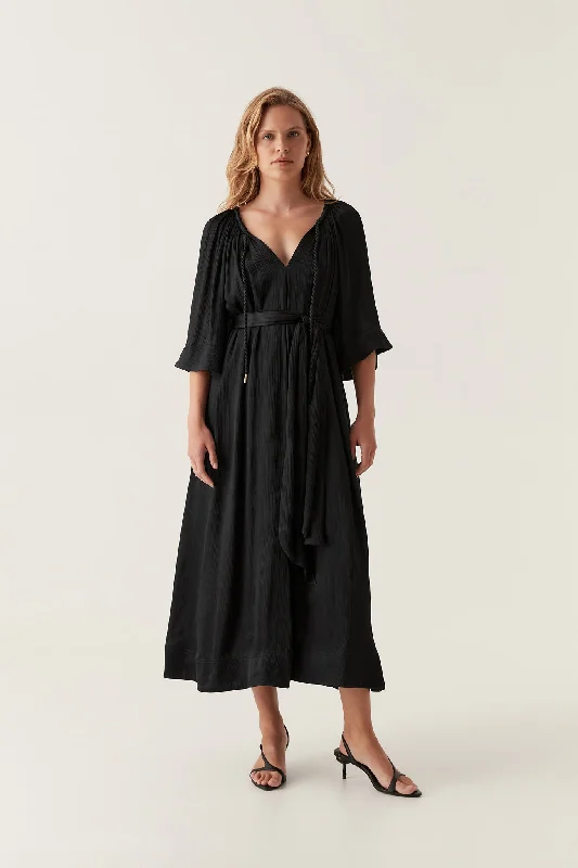 Midi dresses with cotton - blend materials for everyday comfortSeraphina Silk Midi Dress