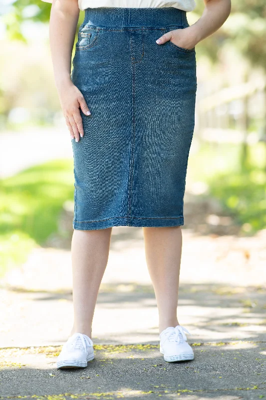 Light - wash denim skirts for a casual summer outfitClassic Waistband Denim (Vintage) Light - wash denim skirts for a casual summer outfitClassic Waistband Denim (Vintage)
