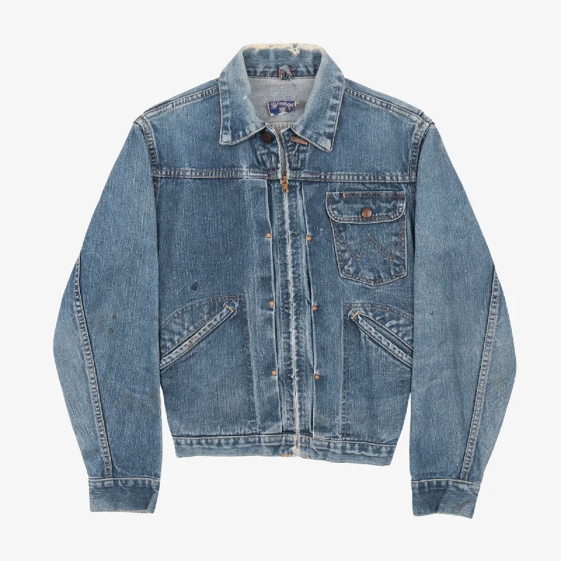 Denim Top with a Metallic Accent for a Shiny LookVintage 60’s Blue Bell Denim Jacket Denim Top with a Metallic Accent for a Shiny LookVintage 60’s Blue Bell Denim Jacket