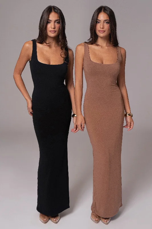 Maxi dresses with an asymmetric hem for a fashion - forward and eye - catching designBlack/Pecan Keidi Reversible Maxi Dress Maxi dresses with an asymmetric hem for a fashion - forward and eye - catching designBlack/Pecan Keidi Reversible Maxi Dress