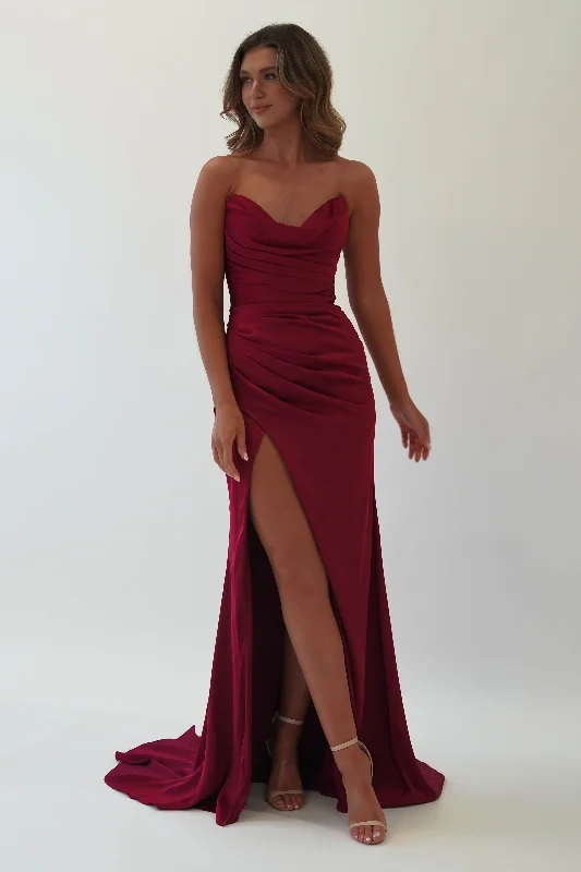 Velvet maxi dresses with long sleeves for winter weddingsItalia Bodycon Satin Gown | Dark Red Velvet maxi dresses with long sleeves for winter weddingsItalia Bodycon Satin Gown | Dark Red