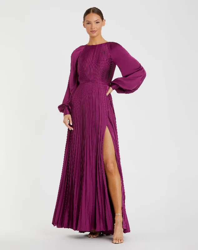 Maxi dresses with fringe trim for a bohemian vibePleated High Neck Raglan Long Sleeve Side Slit Gown Maxi dresses with fringe trim for a bohemian vibePleated High Neck Raglan Long Sleeve Side Slit Gown