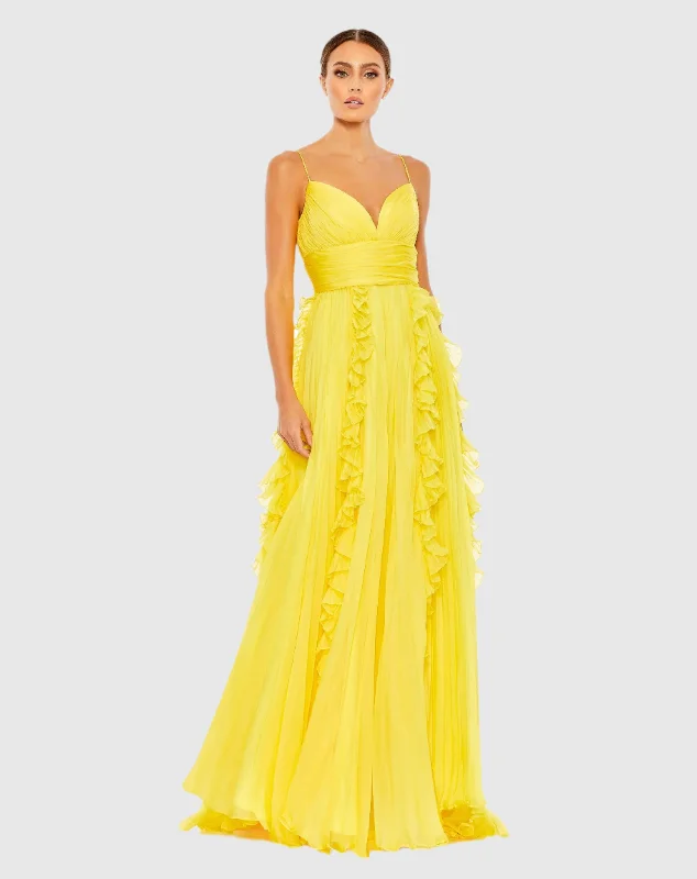 Metallic maxi dresses for a glamorous New Year's Eve partyPleated Sleeveless Flowy Gown Metallic maxi dresses for a glamorous New Year's Eve partyPleated Sleeveless Flowy Gown