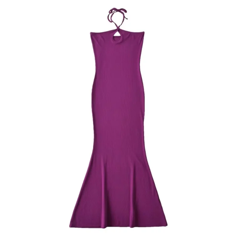 Maxi dresses with geometric prints for a contemporary aestheticRunwaylover 1762 Halter 2023 Ladies Sexy Off-Shoulder Maxi Dress Maxi dresses with geometric prints for a contemporary aestheticRunwaylover 1762 Halter 2023 Ladies Sexy Off-Shoulder Maxi Dress