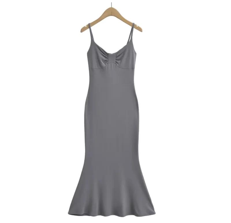 Maxi dresses with mesh panels for a sexy and trendy appearanceRunwaylover 1765 New Style 2023 Ladies Fashion Slim Maxi Dress Maxi dresses with mesh panels for a sexy and trendy appearanceRunwaylover 1765 New Style 2023 Ladies Fashion Slim Maxi Dress