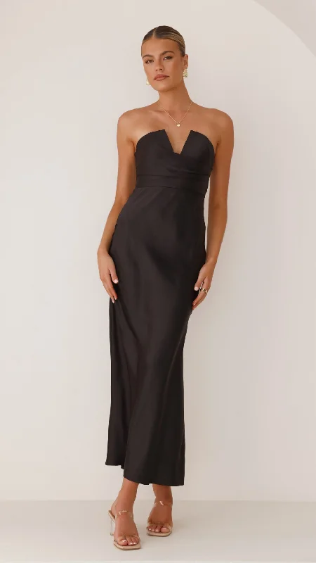 Sheer maxi dresses with lace overlays for a romantic touchValerie Maxi Dress - Black Sheer maxi dresses with lace overlays for a romantic touchValerie Maxi Dress - Black