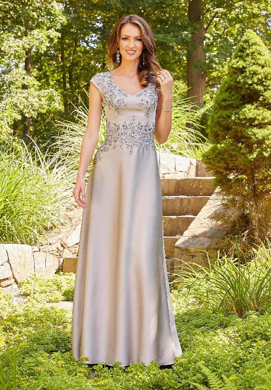Plaid wedding guest dresses in muted colors for a fall weddingMGNY Madeline Gardner New York 72519 Long Formal Dress Plaid wedding guest dresses in muted colors for a fall weddingMGNY Madeline Gardner New York 72519 Long Formal Dress